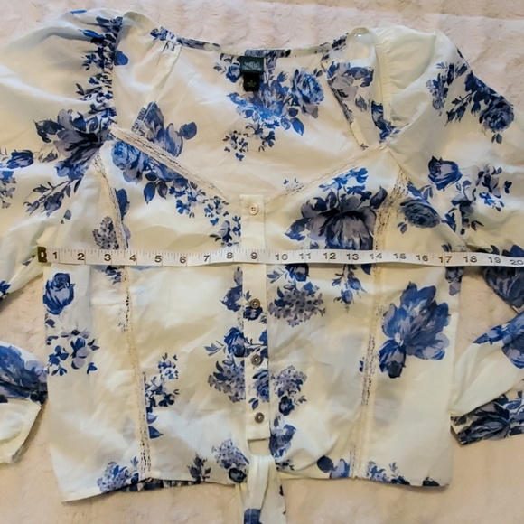 NWOT 💥LAST ONE💥 wild fable Tie Front top - Picture 3 of 6